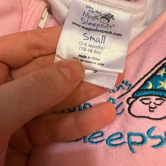 3 Merlin sleepsuits aka MOM LIFESAVERS!Small and 2 larges(just incase ones dirty - Picture 3 of 6